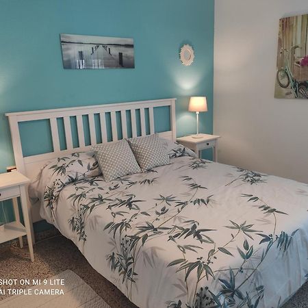 Coqueto Apartamento Con Vista Al Mar Castillo Bajo Luaran gambar
