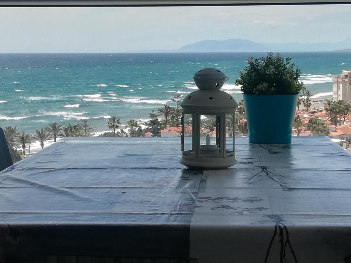 Coqueto Apartamento Con Vista Al Mar Castillo Bajo Luaran gambar